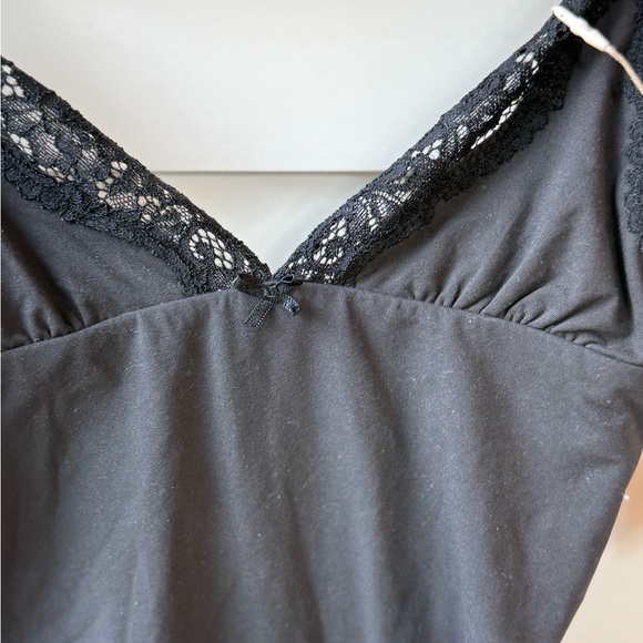 SKIMS FITS EVERYBODY LACE
TRIANGLE ONESIE SZ XXS - Picture 2 of 4